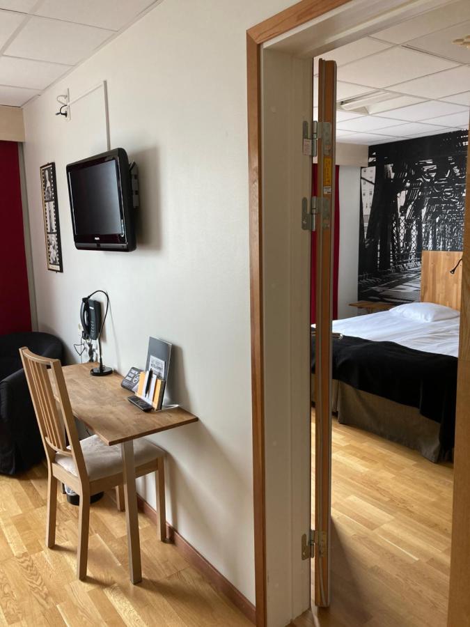 Home Hotel Bristol アルビカ エクステリア 写真