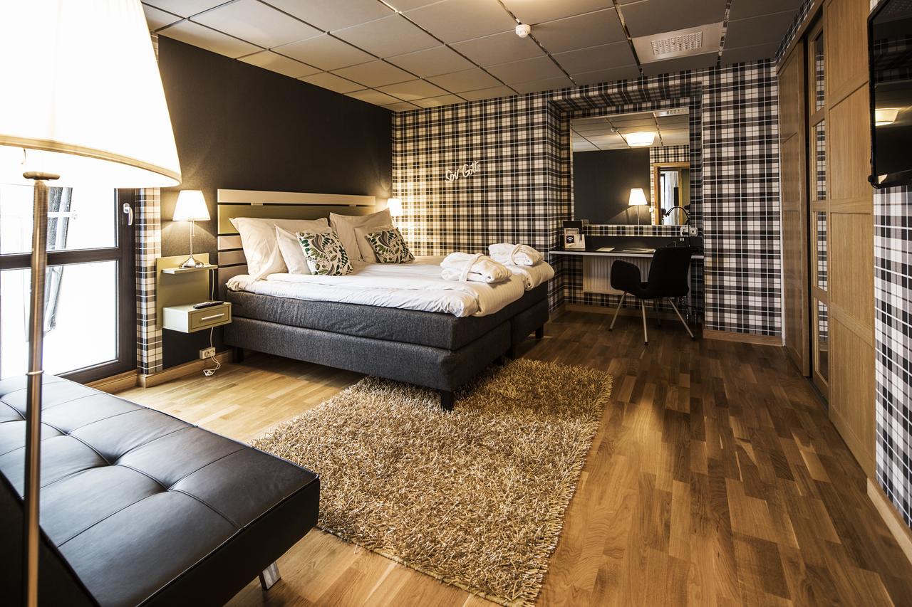 Home Hotel Bristol アルビカ エクステリア 写真