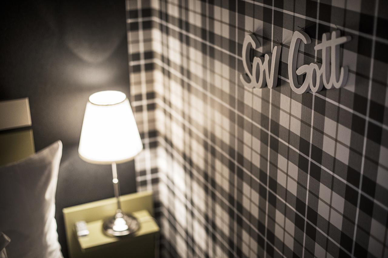 Home Hotel Bristol アルビカ エクステリア 写真