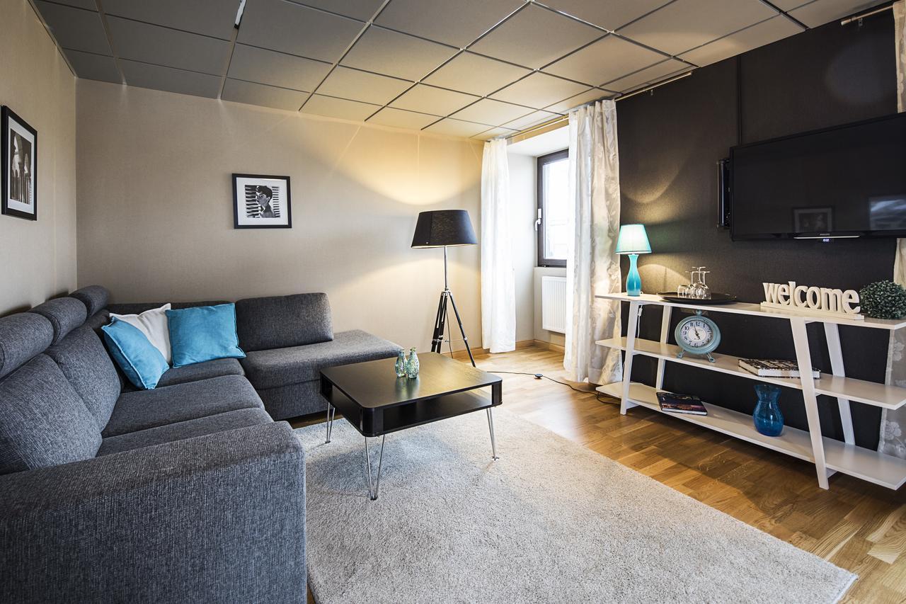 Home Hotel Bristol アルビカ エクステリア 写真